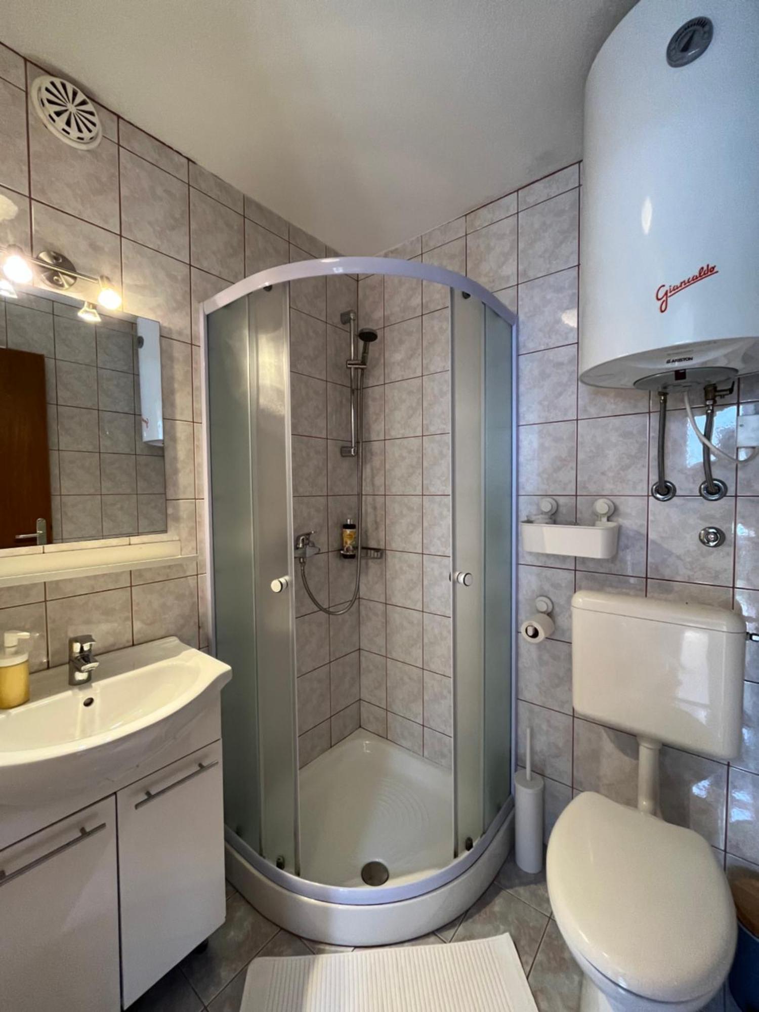 Lakeview Guesthouse & Chalet Bled Room photo